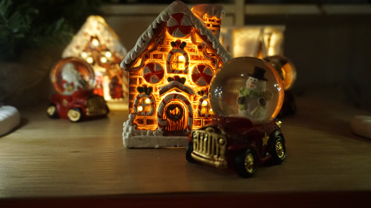 1. Mini Peperkoekhuis Schudbol Peck