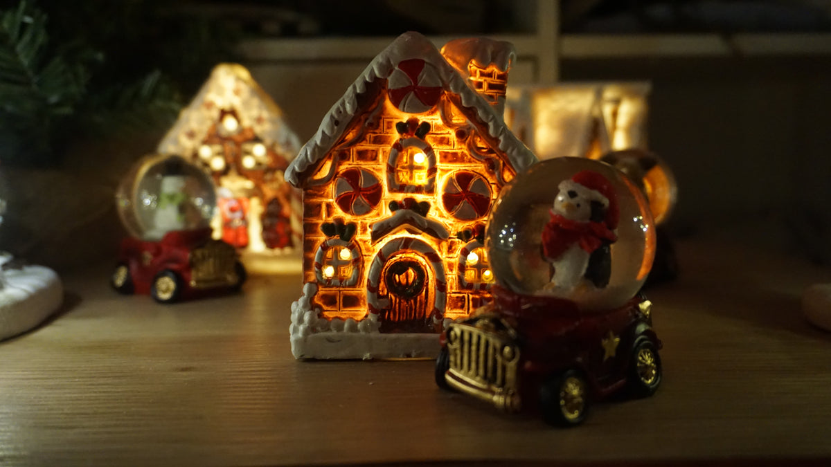 1. Mini Peperkoekhuis Schudbol Peck