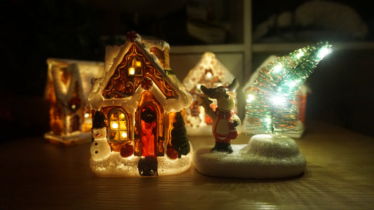 1. Mini Kerstdorp Peck
