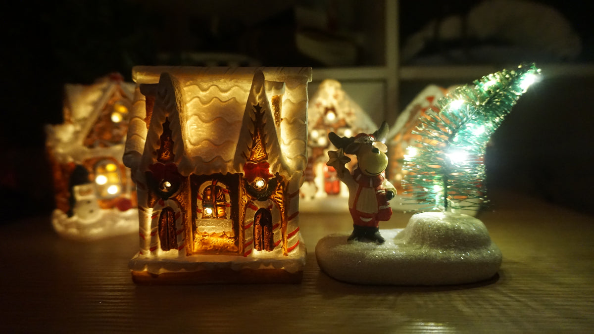 1. Mini Kerstdorp Peck