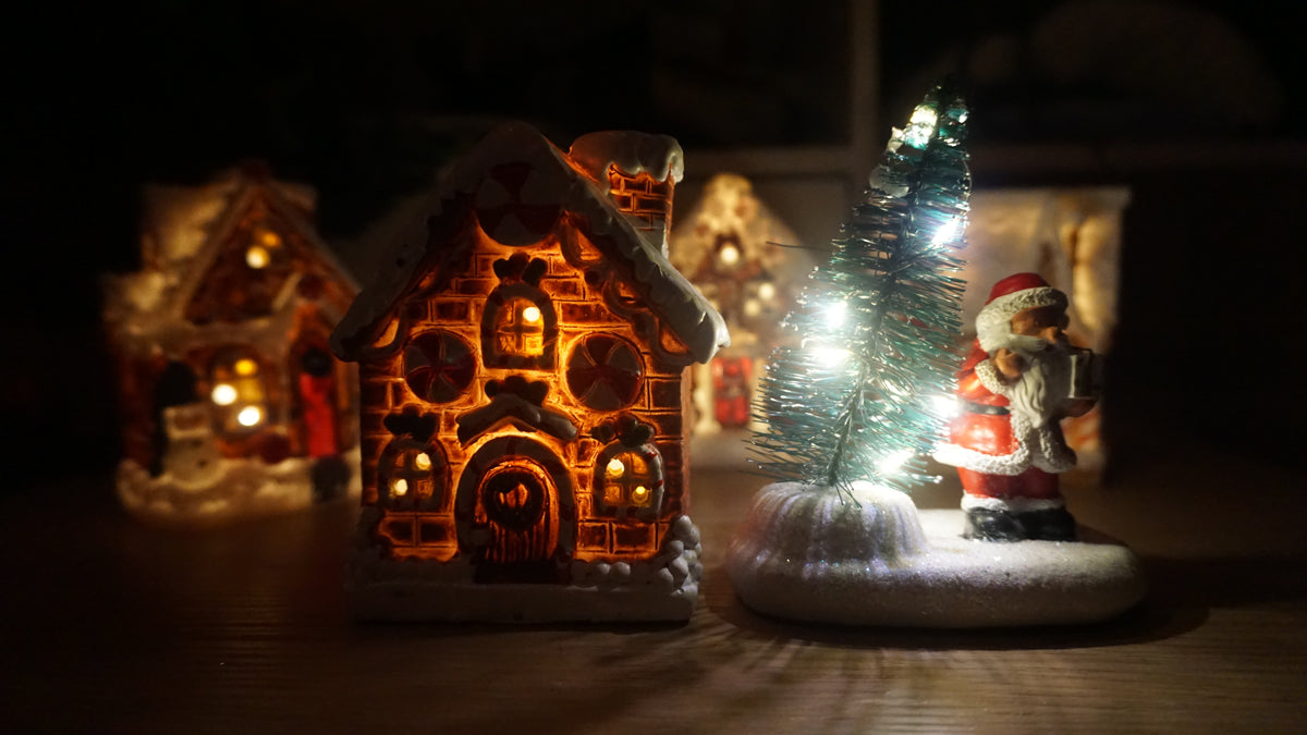 1. Mini Kerstdorp Peck